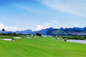 柳州卧龙湖1 Youlong Golf Club