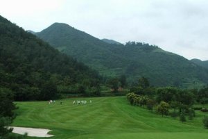 福州温泉 Fuzhou Hot Spring Golf Club