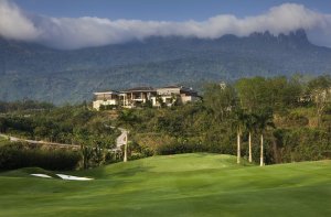 Hainan Qixianling Hot Spring Golf Club