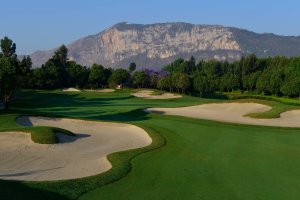 Kunming Lake View Golf Club